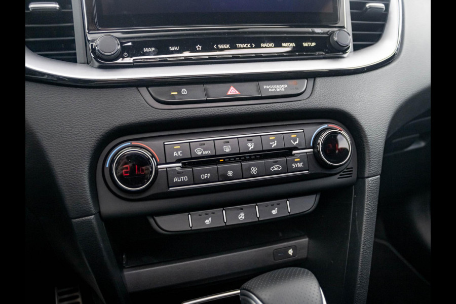 Kia ProCeed 1.5 T-GDi GT-PlusLine | Automaat | Pano dak | 18" velgen | Clima | Cruise | GT interieur