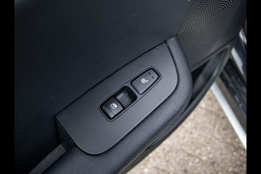 Kia ProCeed 1.5 T-GDi GT-PlusLine | Automaat | Pano dak | 18" velgen | Clima | Cruise | GT interieur