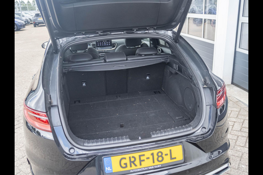 Kia ProCeed 1.5 T-GDi GT-PlusLine | Automaat | Pano dak | 18" velgen | Clima | Cruise | GT interieur