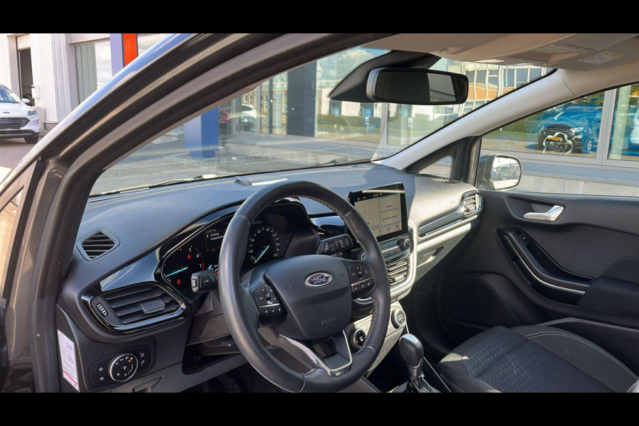 Ford Fiesta 1.0 EcoBoost Titanium Automaat | Winter pakket | parkeersensoren & camera achter