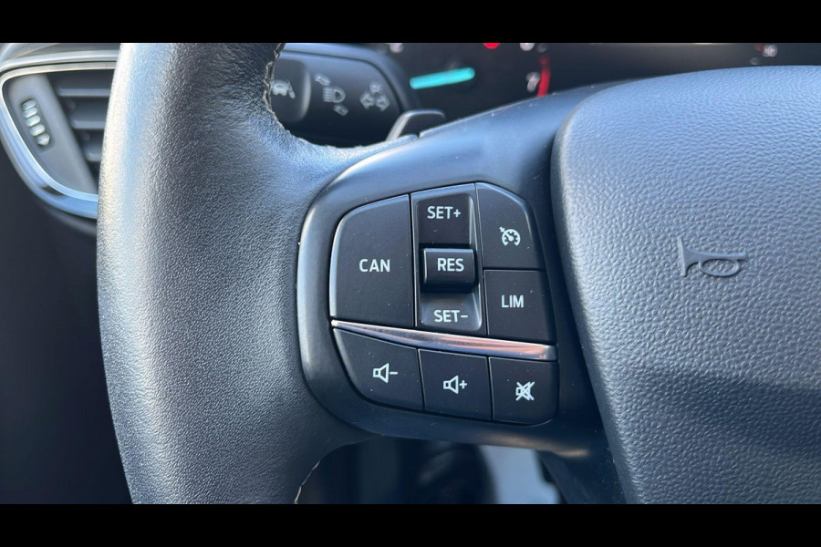 Ford Fiesta 1.0 EcoBoost Titanium Automaat | Winter pakket | parkeersensoren & camera achter