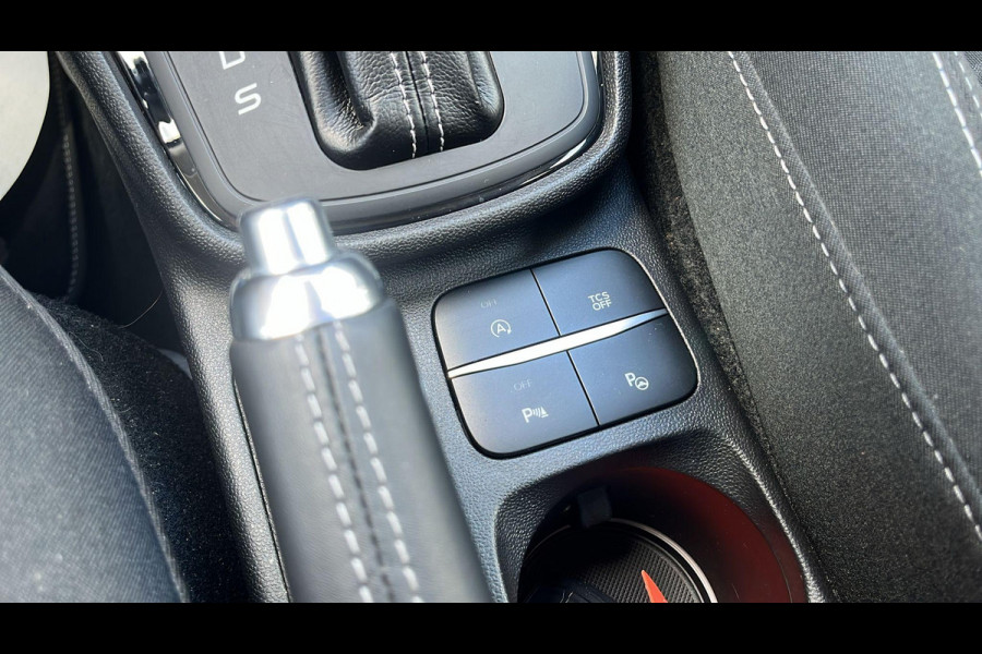 Ford Fiesta 1.0 EcoBoost Titanium Automaat | Winter pakket | parkeersensoren & camera achter