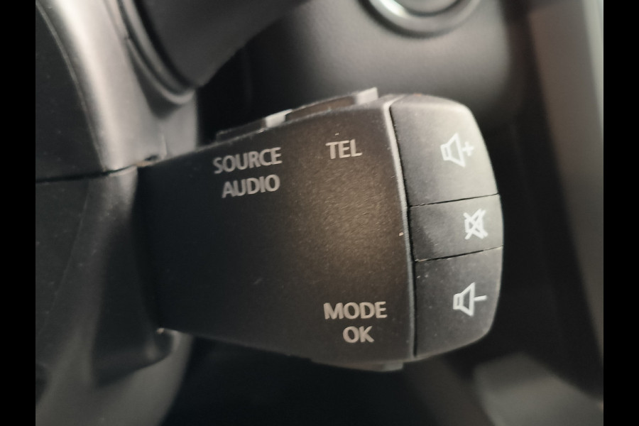 Renault Kadjar 1.3 TCe Intens 140 pk AUTOMAAT Rijklaar + 12 maanden Bovag-garantie Henk Jongen Auto's in Helmond,  al 50 jaar service zoals 't hoort!