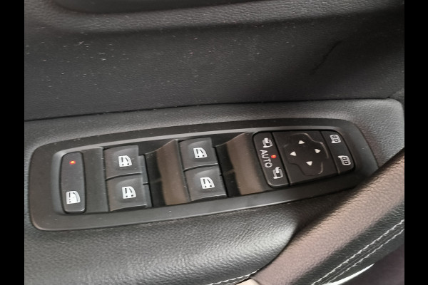 Renault Kadjar 1.3 TCe Intens 140 pk AUTOMAAT Rijklaar + 12 maanden Bovag-garantie Henk Jongen Auto's in Helmond,  al 50 jaar service zoals 't hoort!