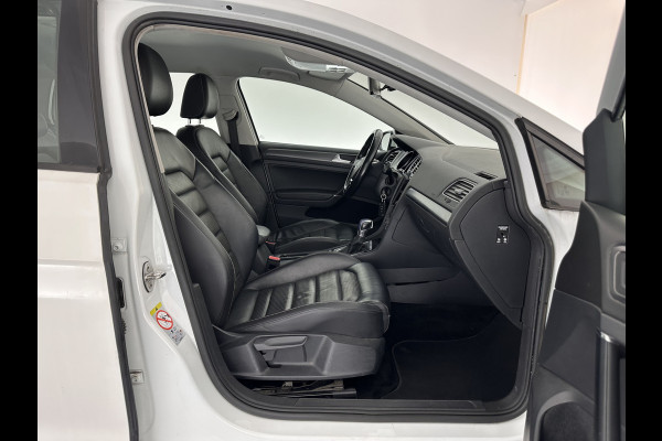 Volkswagen e-Golf (SOH-86%) Aut. *HEAT-PUMP | LUXURY-LEATHER | FULL-LED | NAVI-FULLMAP | CAMERA | HEATED-SPORTSEATS | ECC | CCS-FASTLOADER | PDC | CARPLAY | CRUISE | 16''ALU*