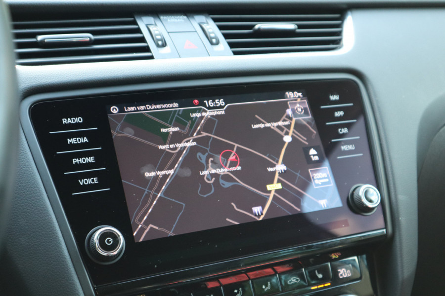 Škoda Octavia Combi 1.0 TSI Greentech Ambition Business | Automaat | Lederen bekleding |