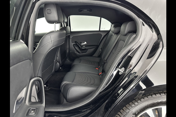 Mercedes-Benz A-Klasse 160 Business Solution (INCL-BTW) *LEATHER- FABRIC | FULL-LED | WIDE-SCREEN-COCKPIT | CAMERA | NAVI-FULLMAP | HEATED-COMFORTSEATS | ECC | PRIVACY-GLASS | PDC | KEYLESS | CRUISE | CARBON-INLAY | 16''ALU*