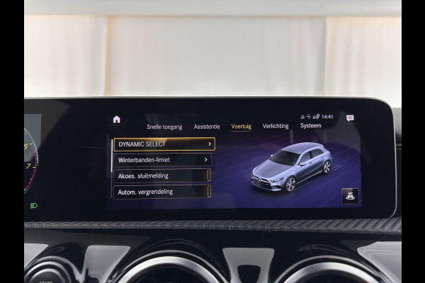 Mercedes-Benz A-Klasse 160 Business Solution (INCL-BTW) *LEATHER- FABRIC | FULL-LED | WIDE-SCREEN-COCKPIT | CAMERA | NAVI-FULLMAP | HEATED-COMFORTSEATS | ECC | PRIVACY-GLASS | PDC | KEYLESS | CRUISE | CARBON-INLAY | 16''ALU*