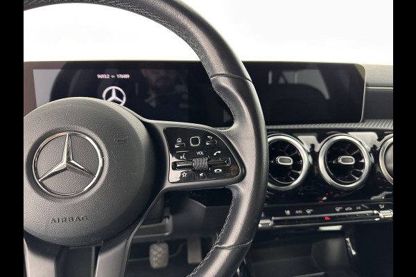 Mercedes-Benz A-Klasse 160 Business Solution (INCL-BTW) *LEATHER- FABRIC | FULL-LED | WIDE-SCREEN-COCKPIT | CAMERA | NAVI-FULLMAP | HEATED-COMFORTSEATS | ECC | PRIVACY-GLASS | PDC | KEYLESS | CRUISE | CARBON-INLAY | 16''ALU*
