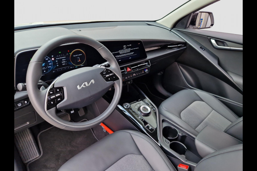 Kia Niro 1.6 GDi Hybrid DynamicLine | Navi | Climate | Cruise | PDC | Licht- en Regensensor |