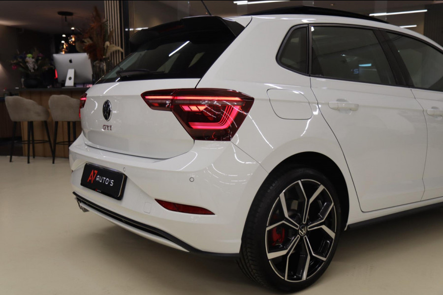 Volkswagen Polo 2.0 TSI GTI PANO/IQ/KEYLESS/BEATS/CAM/CARPLAY/BOMVOL