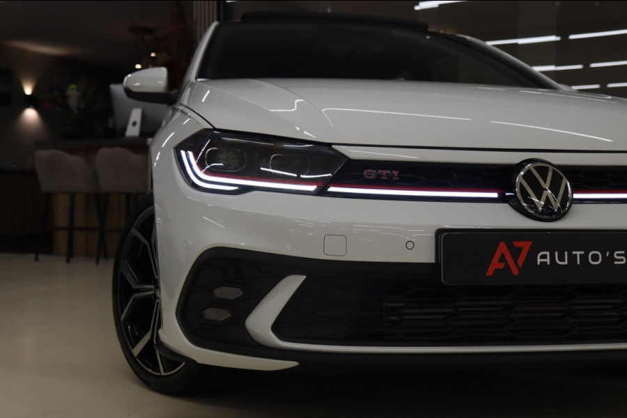 Volkswagen Polo 2.0 TSI GTI PANO/IQ/KEYLESS/BEATS/CAM/CARPLAY/BOMVOL