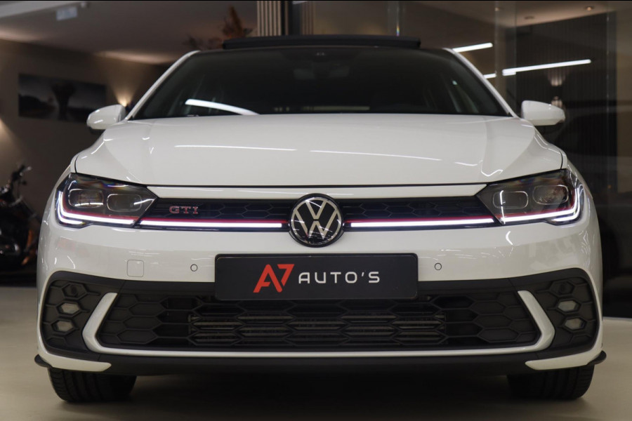 Volkswagen Polo 2.0 TSI GTI PANO/IQ/KEYLESS/BEATS/CAM/CARPLAY/BOMVOL