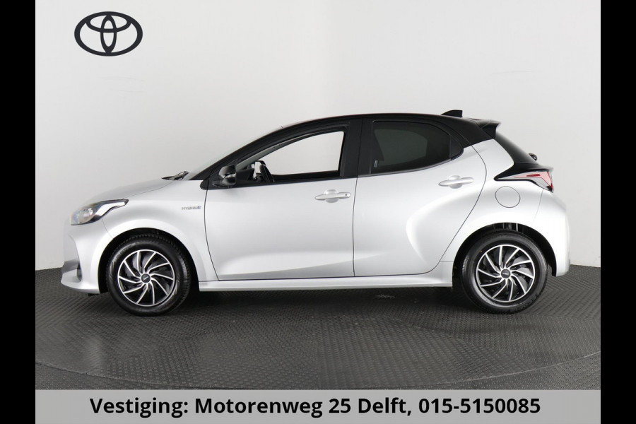 Toyota Yaris 1.5 HYBRID BI-TONE SILVERLINE AUTOMAAT CLOUD NAVI APPLE & ANDROID.CAMERA.TOYOTA GARANTIE TOT 2031 !!