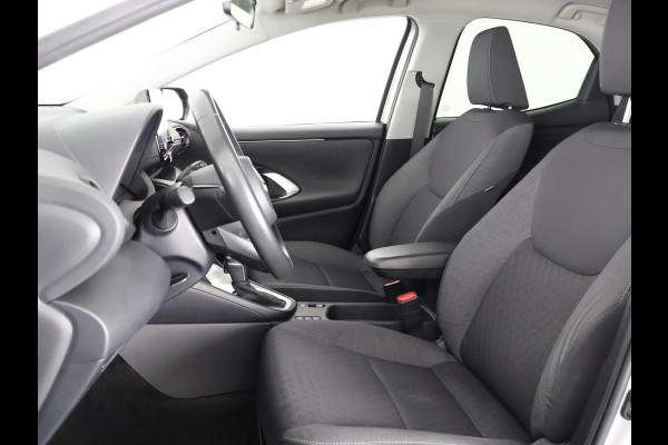 Toyota Yaris 1.5 HYBRID BI-TONE SILVERLINE AUTOMAAT CLOUD NAVI APPLE & ANDROID.CAMERA.TOYOTA GARANTIE TOT 2031 !!