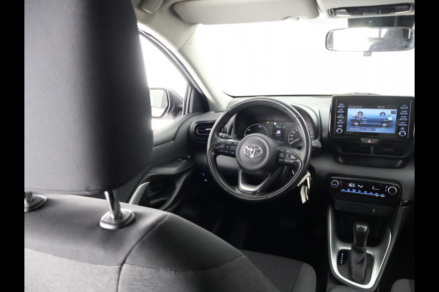 Toyota Yaris 1.5 HYBRID BI-TONE SILVERLINE AUTOMAAT CLOUD NAVI APPLE & ANDROID.CAMERA.TOYOTA GARANTIE TOT 2031 !!