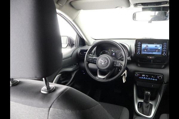 Toyota Yaris 1.5 HYBRID BI-TONE SILVERLINE AUTOMAAT CLOUD NAVI APPLE & ANDROID.CAMERA.TOYOTA GARANTIE TOT 2031 !!