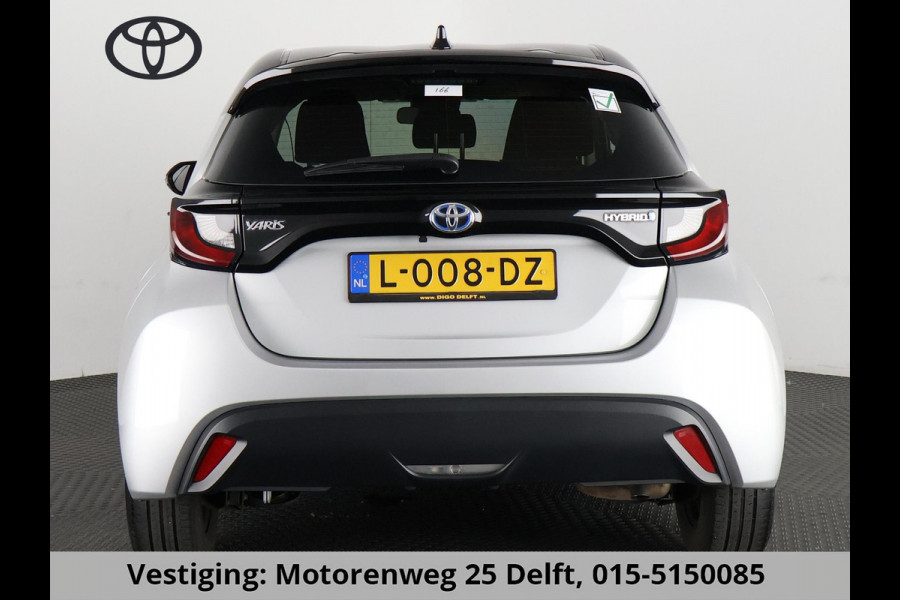 Toyota Yaris 1.5 HYBRID BI-TONE SILVERLINE AUTOMAAT CLOUD NAVI APPLE & ANDROID.CAMERA.TOYOTA GARANTIE TOT 2031 !!
