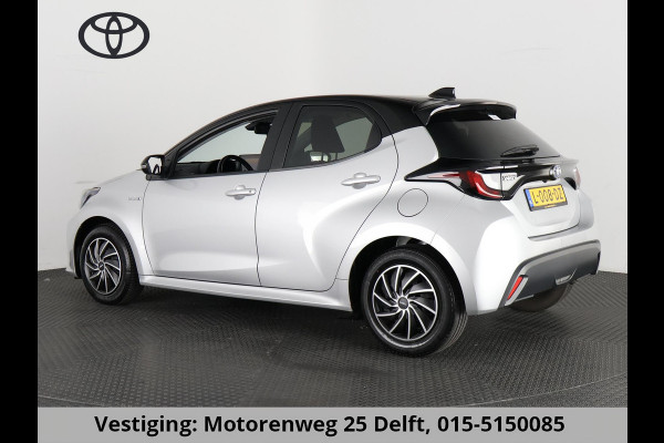 Toyota Yaris 1.5 HYBRID BI-TONE SILVERLINE AUTOMAAT CLOUD NAVI APPLE & ANDROID.CAMERA.TOYOTA GARANTIE TOT 2031 !!