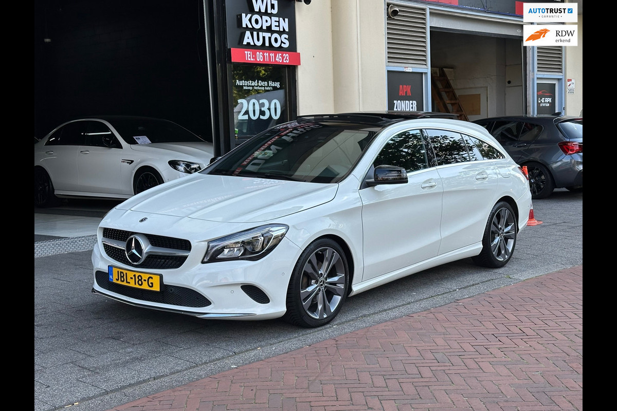 Mercedes-Benz CLA-Klasse Shooting Brake 180 Automaat Panoromadak Mercedes-Benz CLA-Klasse Shooting Brake 180 Automaat Panoromadak