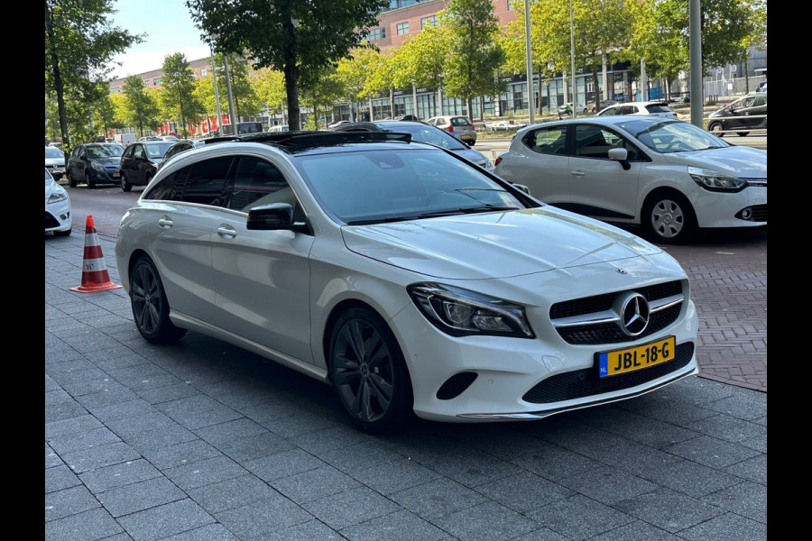 Mercedes-Benz CLA-Klasse Shooting Brake 180 Automaat Panoromadak