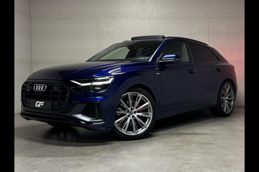 Audi Q8 55 TFSI Quattro S-Line Black Edition Pano B&O 360° Sfeer Luchtv. Trekh.