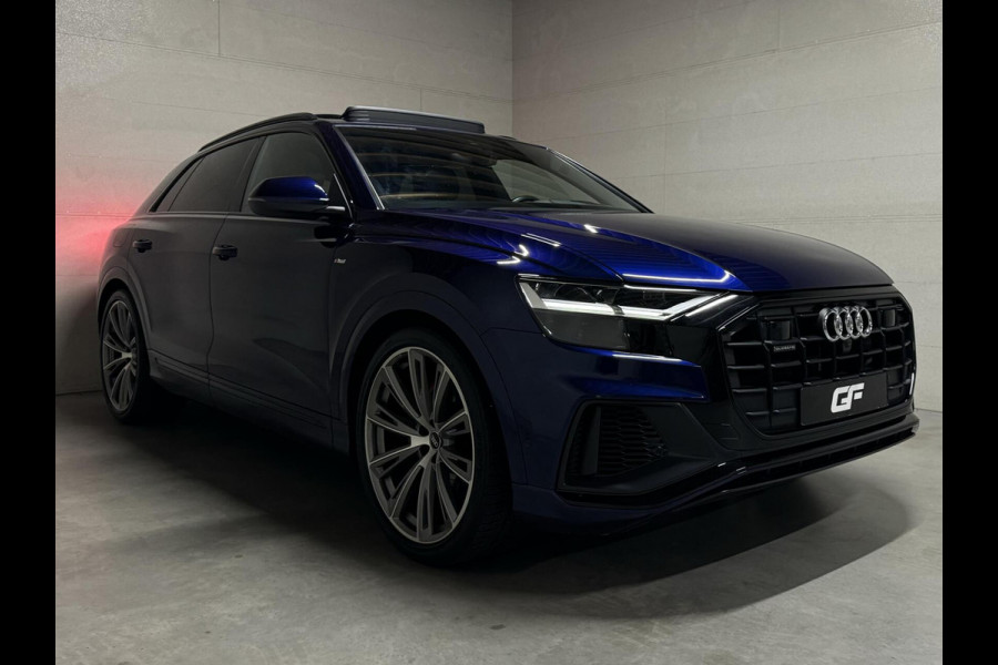 Audi Q8 55 TFSI Quattro S-Line Black Edition Pano B&O 360° Sfeer Luchtv. Trekh.