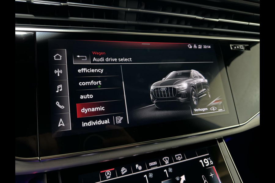Audi Q8 55 TFSI Quattro S-Line Black Edition Pano B&O 360° Sfeer Luchtv. Trekh.