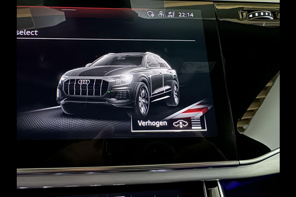 Audi Q8 55 TFSI Quattro S-Line Black Edition Pano B&O 360° Sfeer Luchtv. Trekh.