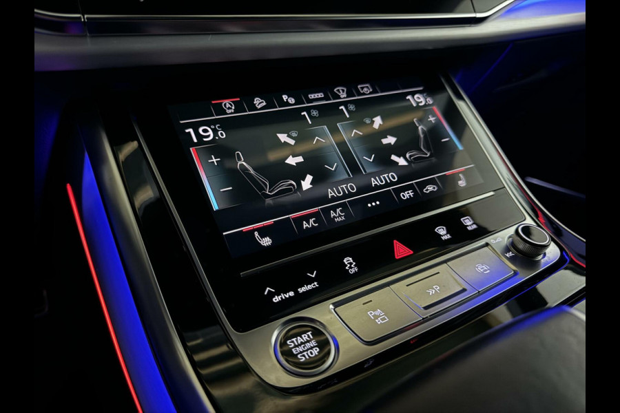 Audi Q8 55 TFSI Quattro S-Line Black Edition Pano B&O 360° Sfeer Luchtv. Trekh.