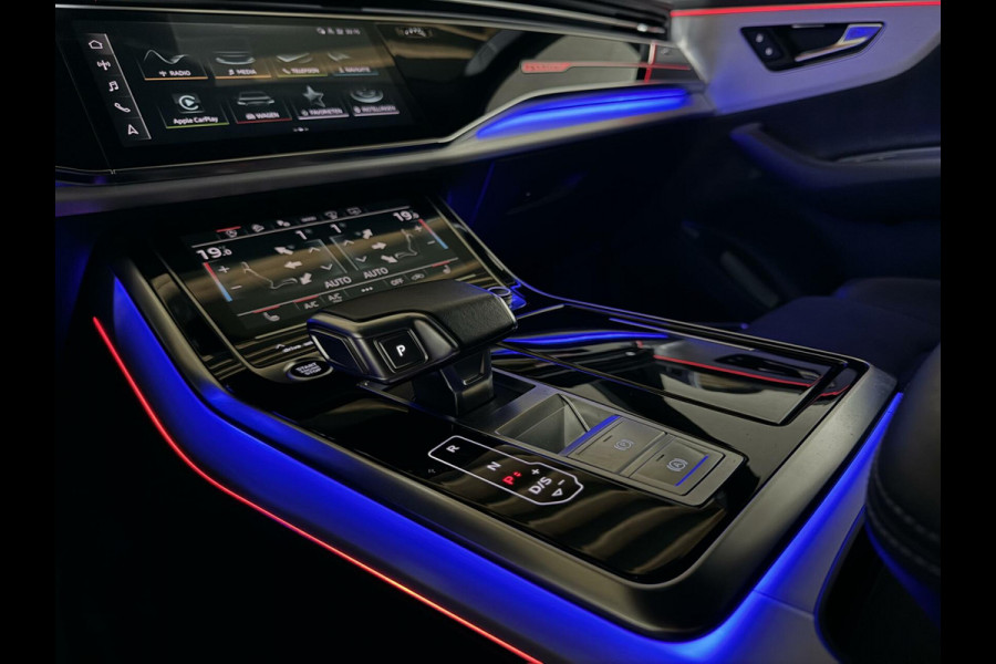 Audi Q8 55 TFSI Quattro S-Line Black Edition Pano B&O 360° Sfeer Luchtv. Trekh.