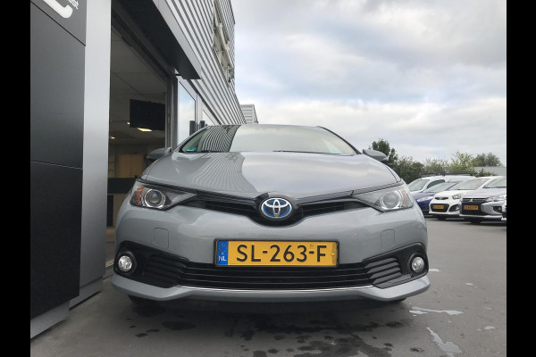 Toyota Auris 1.8 Hybrid Dynamic Go