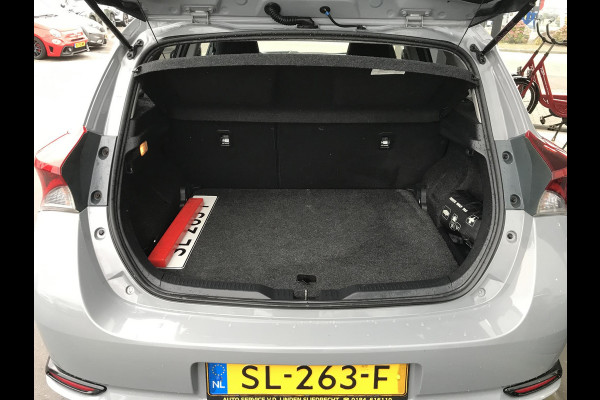 Toyota Auris 1.8 Hybrid Dynamic Go