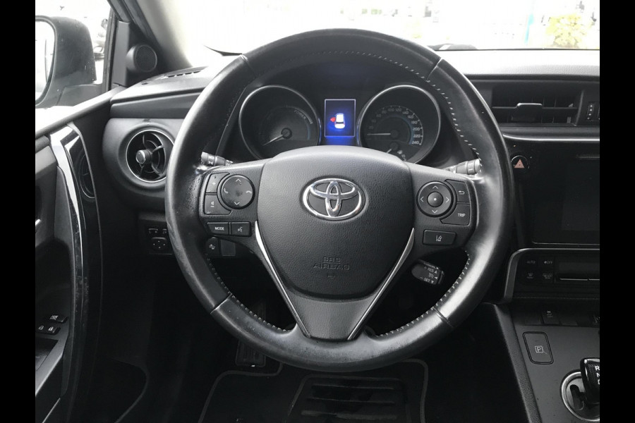 Toyota Auris 1.8 Hybrid Dynamic Go