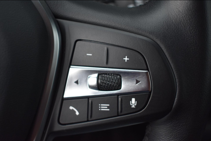 BMW 1-serie 116i Sport line | CAMERA | APPLE CARPLAY | ANDROID AUTO | NAP | DEALER ONDERHOUDEN