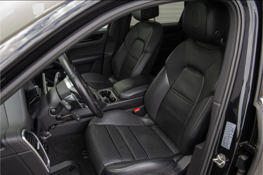 Porsche Cayenne 3.0 E-Hybrid Sport-Design, Pano, Luchtvering, Head-up, Bose, BTW
