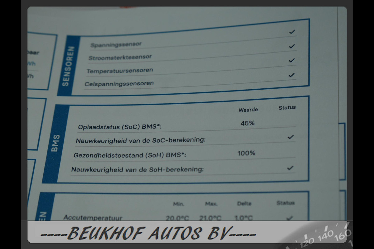 Hyundai Kona EV Comfort 64 kWh Navigatie Cruise Cam Soh 100% Hyundai Kona EV Comfort 64 kWh Navigatie Cruise Cam Soh 100%