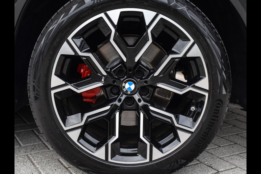 BMW X3 30e xDRIVE | M-SPORT PRO | ADAPTIVE SUSPENSION | DRIVING ASSISTANT PLUS | COMFORT ACCESS | TREKHAAK | ICONIC GLOW | MEMORY SEATS