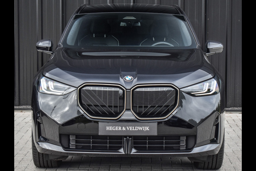 BMW X3 30e xDRIVE | M-SPORT PRO | ADAPTIVE SUSPENSION | DRIVING ASSISTANT PLUS | COMFORT ACCESS | TREKHAAK | ICONIC GLOW | MEMORY SEATS