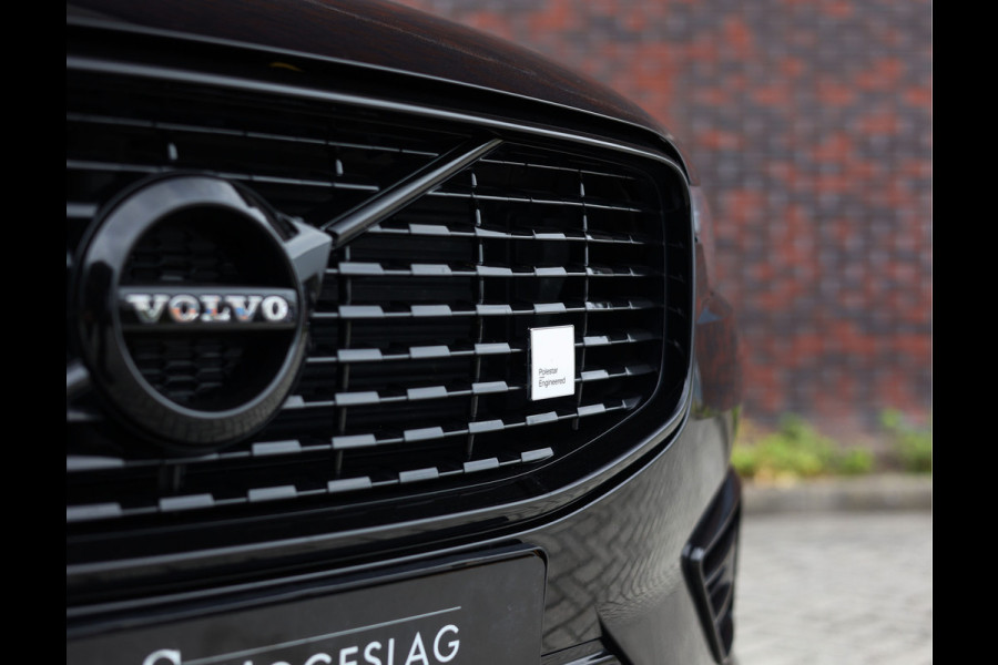 Volvo XC60 T8 AWD Polestar Engineered