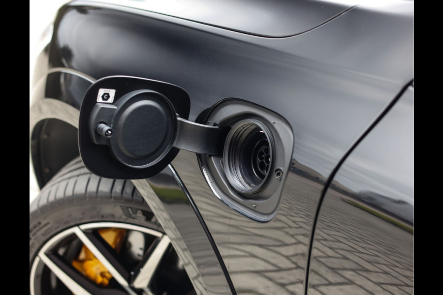 Volvo XC60 T8 AWD Polestar Engineered