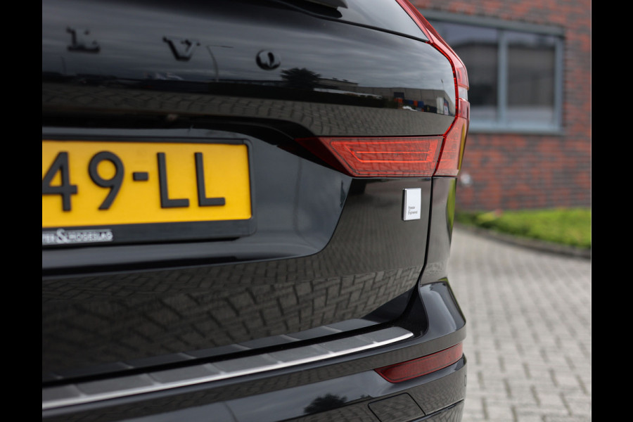 Volvo XC60 T8 AWD Polestar Engineered