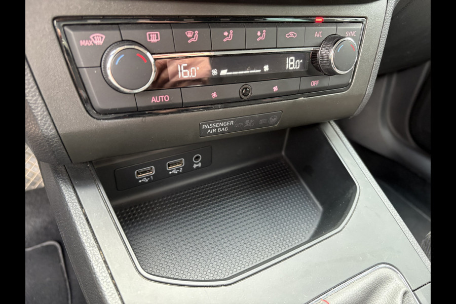 Seat Ibiza 1.0 TSi FR Business Intense CAMERA/LED/CARPLAY/NAVI/ADAPT.CRUISE/TREKHAAK