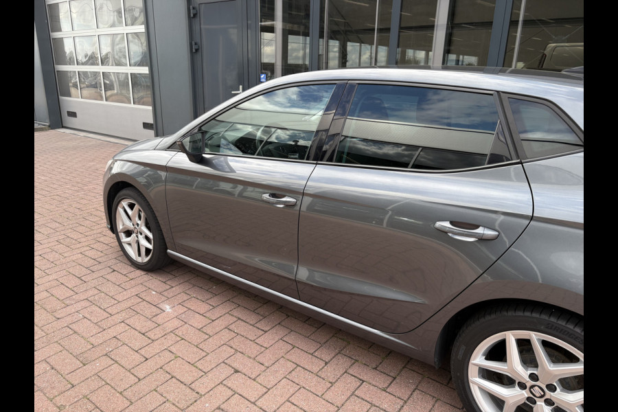 Seat Ibiza 1.0 TSi FR Business Intense CAMERA/LED/CARPLAY/NAVI/ADAPT.CRUISE/TREKHAAK