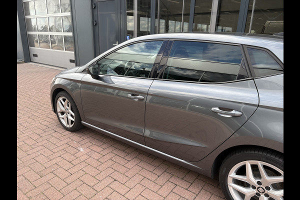 Seat Ibiza 1.0 TSi FR Business Intense CAMERA/LED/CARPLAY/NAVI/ADAPT.CRUISE/TREKHAAK
