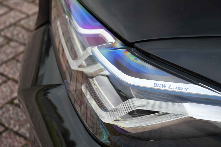 BMW 5 Serie Touring 530e M-Sport Pano ACC 360 HUD Laser 4W-sturing