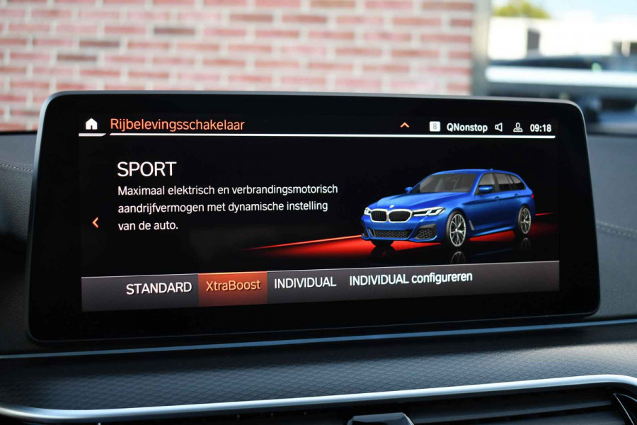 BMW 5 Serie Touring 530e M-Sport Pano ACC 360 HUD Laser 4W-sturing