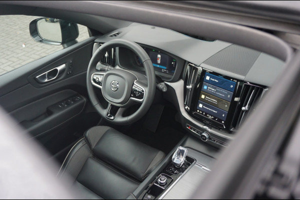 Volvo XC60 350PK T6 AWD Black Edition TREKHAAK | 360° CAMERA | SCHUIFDAK!