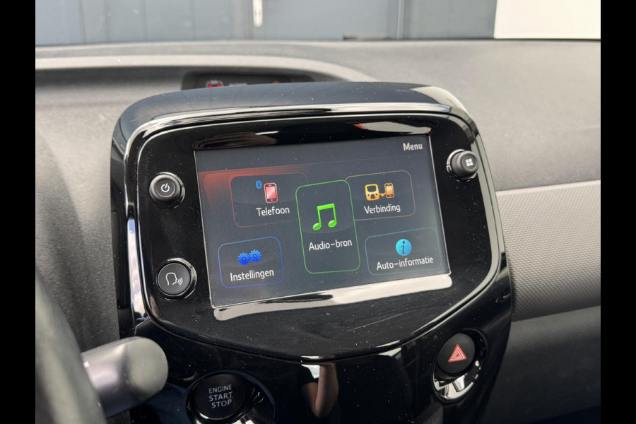 Peugeot 108 1.0 e-VTi Allure | Fietsendragersteun | Apple carplay/Android auto | Prijs is rijklaar!