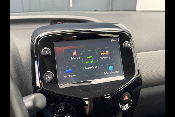Peugeot 108 1.0 e-VTi Allure | Fietsendragersteun | Apple carplay/Android auto | Prijs is rijklaar!